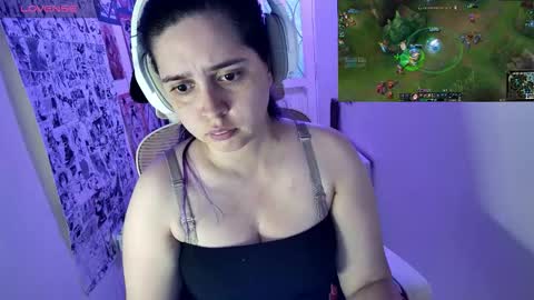 Snapshot of vallolet1_ chatting on 25, 2, 2026 Im Violet online show from 25, 2, 2026