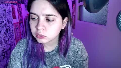 Snapshot of vallolet1_ chatting on 9, 3, 2026 Im Violet online show from 9, 3, 2026