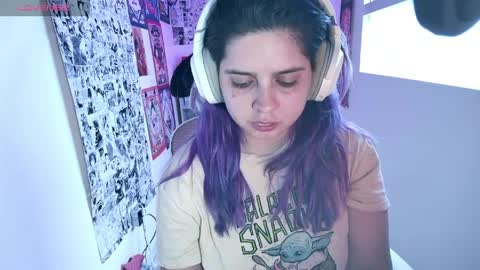 Snapshot of vallolet1_ chatting on 12, 4, 2026 Im Violet online show from 12, 4, 2026