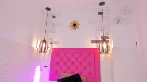 Snapshot of valloletsamar chatting on 15, 1, 2025 Vallolet Peach online show from 15, 1, 2025