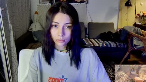 Little Devil online show from 29, 1, 2025