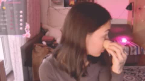 Little Devil online show from 12, 2, 2025