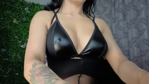 valquiria_sirgun online show from 20, 7, 2026