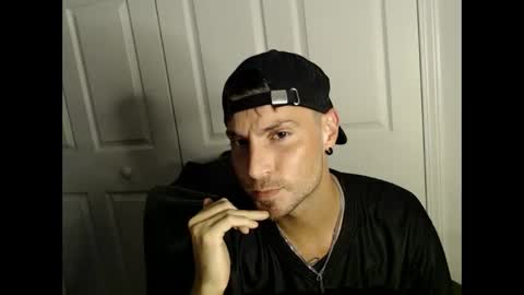 Snapshot of valtrois chatting on 23, 4, 2026 Tristan online show from 23, 4, 2026