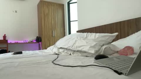 Snapshot of valure_lera chatting on 22, 10, 2025 valure_lera online show from 22, 10, 2025