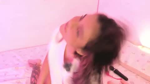 Snapshot of valy_shyness chatting on 10, 10, 2025 valy_shyness online show from 10, 10, 2025