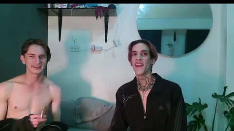 Snapshot of vamp_noah chatting on 25, 1, 2025 Vamp Noah and Dan online show from 25, 1, 2025