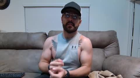 Snapshot of vampz888 chatting on 24, 4, 2026 HUNG LATINO 888 bigcock fit athletic latino online show from 24, 4, 2026