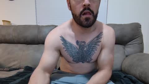 Snapshot of vampz888 chatting on 27, 4, 2026 HUNG LATINO 888 bigcock fit athletic latino online show from 27, 4, 2026