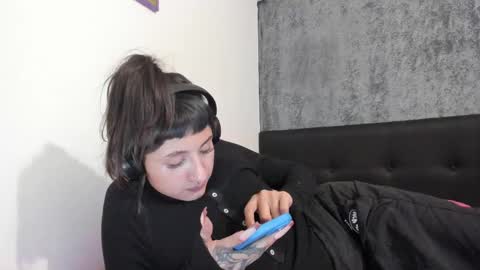 Babi Alu online show from 4, 3, 2025