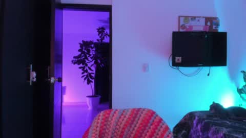 Snapshot of vandalovee chatting on 17, 5, 2026 Babi Alu online show from 17, 5, 2026