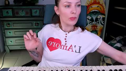 Vanda online show from 9, 2, 2025