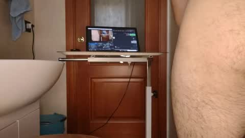 Snapshot of vandik669 chatting on 1, 5, 2026 vandik669 online show from 1, 5, 2026