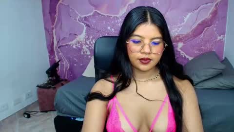 vane_latin18 online show from 4, 3, 2026