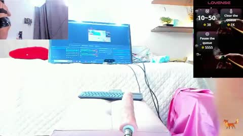 Snapshot of vane_lips chatting on 1, 4, 2026 V A N E online show from 1, 4, 2026