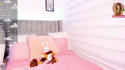 Snapshot of vanesa_moon_ chatting on 16, 9, 2025 vanesa_moon_ online show from 16, 9, 2025