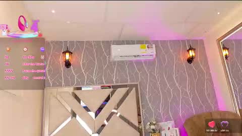    online show from 28, 9, 2025