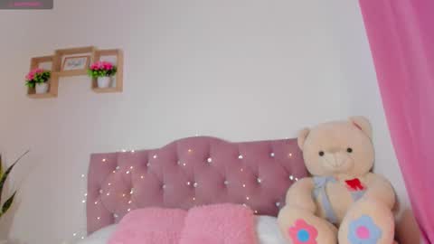 Snapshot of vanessa_sexyhot_ chatting on 29, 11, 2025 vanessa online show from 29, 11, 2025