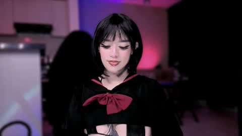 Vanessa  online show from 8, 11, 2025