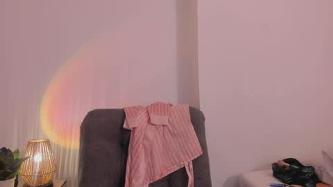 Snapshot of vanessajohnsonn chatting on 8, 4, 2026 vanessajohnsonn online show from 8, 4, 2026