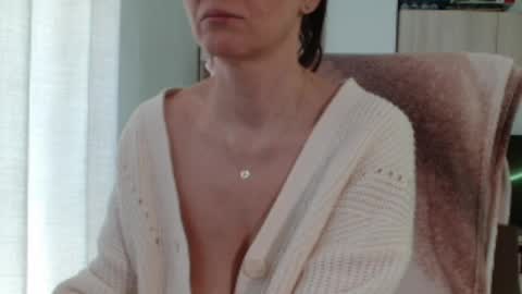 Vanessa online show from 1, 4, 2026