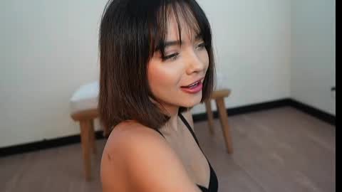 Snapshot of vanesse_ chatting on 8, 3, 2025 Irina online show from 8, 3, 2025