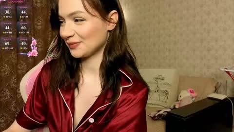 Snapshot of vanilinsky chatting on 2, 5, 2026 Mila online show from 2, 5, 2026