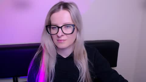 Mia online show from 3, 2, 2026