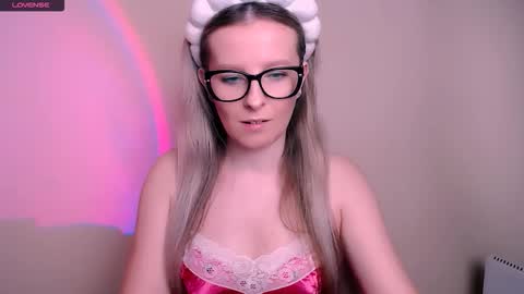 Mia online show from 14, 2, 2026