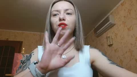 VanillaMuffin online show from 11, 4, 2026