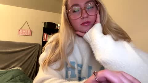 Snapshot of vanillapuddingpie chatting on 21, 1, 2025 vanillapuddingpie online show from 21, 1, 2025