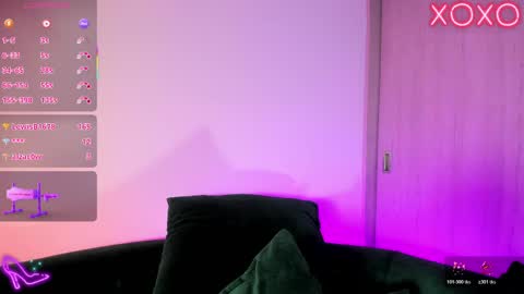 Snapshot of vannecute1 chatting on 27, 3, 2026 Megan Rosse online show from 27, 3, 2026