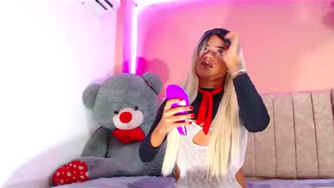 vannesa01 online show from 11, 12, 2024