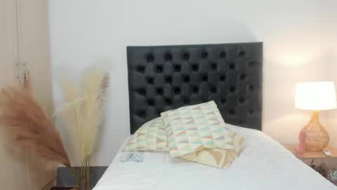 Vannesa online show from 8, 3, 2026