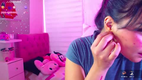 Vanesa online show from 6, 12, 2024