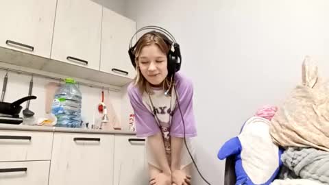 Snapshot of vannessablumer chatting on 26, 9, 2025 Viola online show from 26, 9, 2025