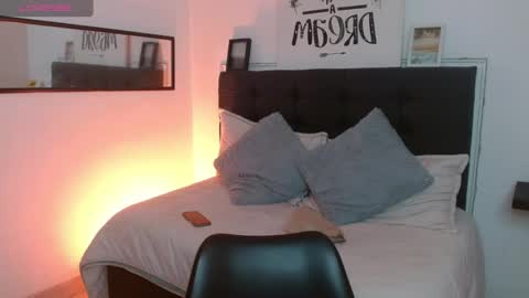 vane online show from 10, 10, 2025