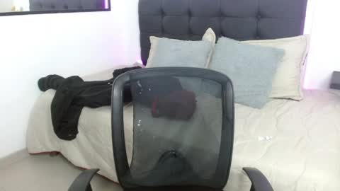 Snapshot of vannesweet_ chatting on 19, 4, 2026 vane online show from 19, 4, 2026