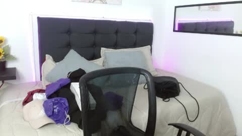 Snapshot of vannesweet_ chatting on 30, 4, 2026 vane online show from 30, 4, 2026