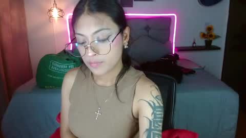 Snapshot of vannesweet_ chatting on 24, 5, 2026 vane online show from 24, 5, 2026