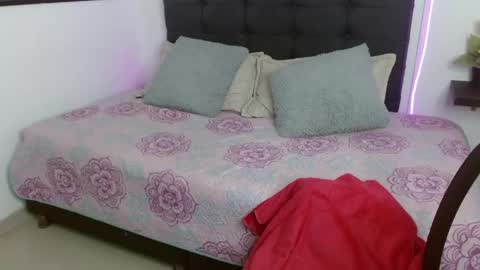 Snapshot of vannesweet_ chatting on 26, 5, 2026 vane online show from 26, 5, 2026
