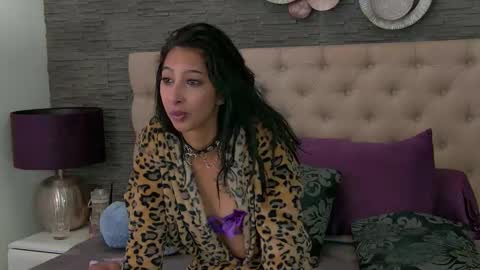 Vanessa online show from 9, 11, 2025