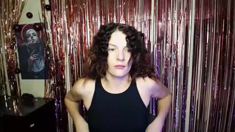 Snapshot of vanrey_ chatting on 6, 10, 2025 Vanessa online show from 6, 10, 2025