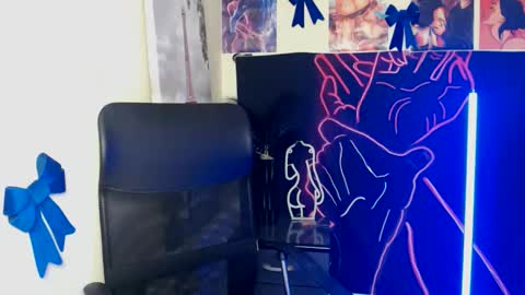 Vanessa online show from 6, 4, 2026