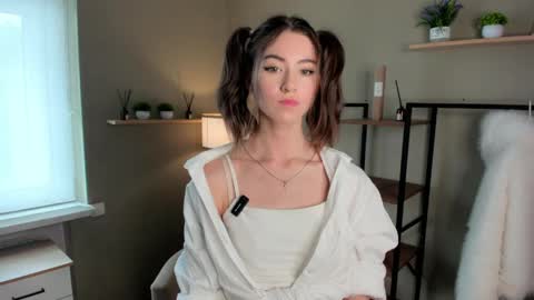 Snapshot of vanvanvibe chatting on 21, 4, 2026 Charline online show from 21, 4, 2026