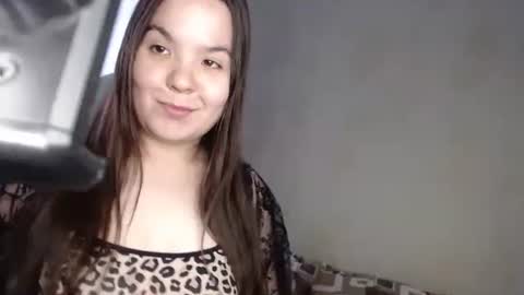 Var Kiss online show from 27, 10, 2025