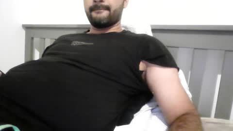 Snapshot of varghese28 chatting on 11, 11, 2025 kerala mallu boy online show from 11, 11, 2025