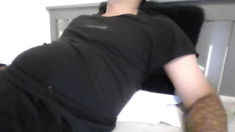 Snapshot of varghese28 chatting on 12, 11, 2025 kerala mallu boy online show from 12, 11, 2025