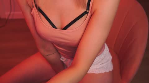 Heeeeey Im Hanna the art of tease  online show from 2, 12, 2024