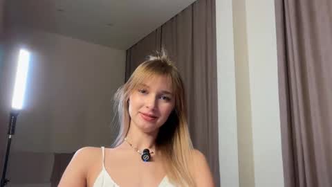 Heeeeey Im Hanna the art of tease  online show from 21, 11, 2025